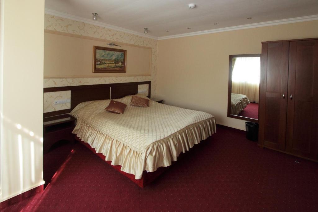 Hotel Botika Kraljevo Ruang foto