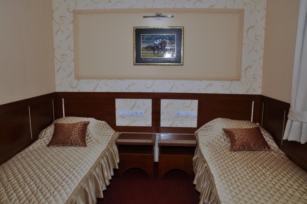 Hotel Botika Kraljevo Ruang foto