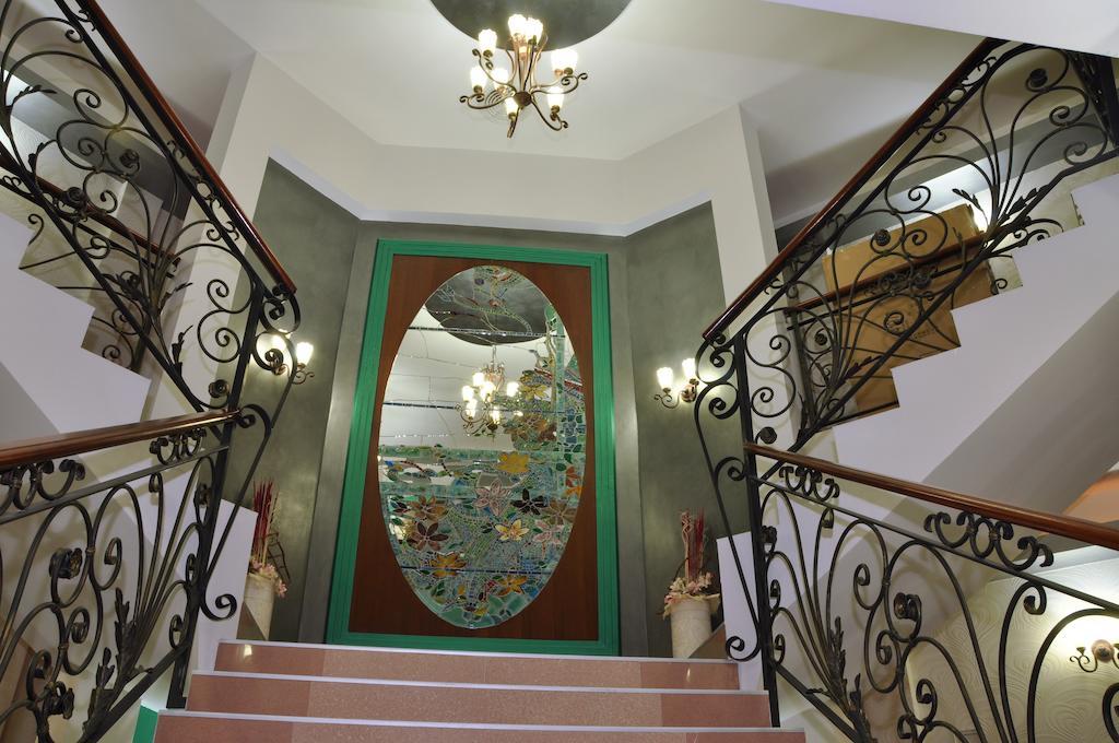 Hotel Botika Kraljevo Bagian luar foto